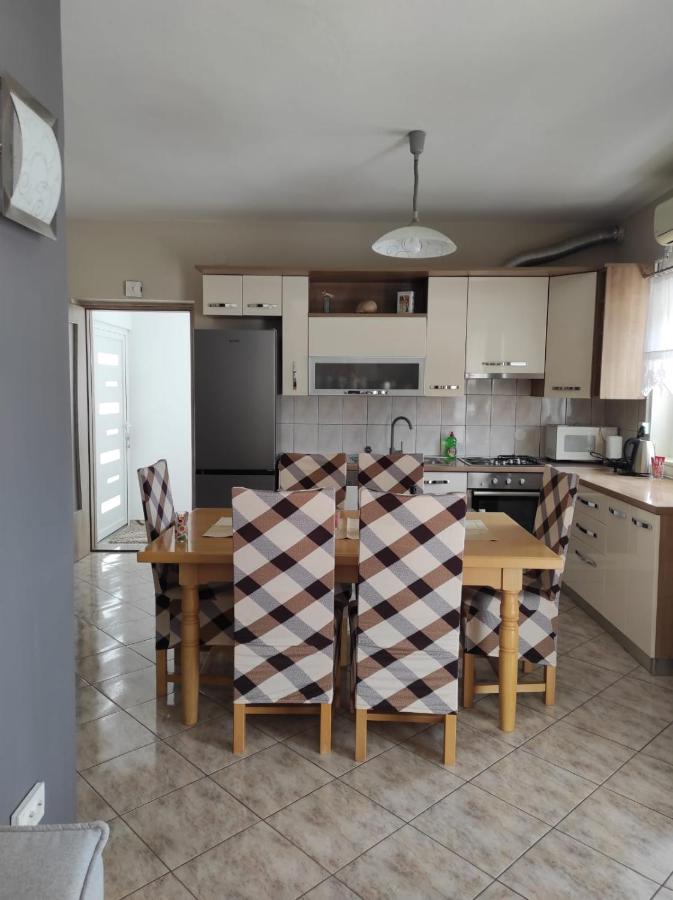 Apartman Lucia ビリセ エクステリア 写真